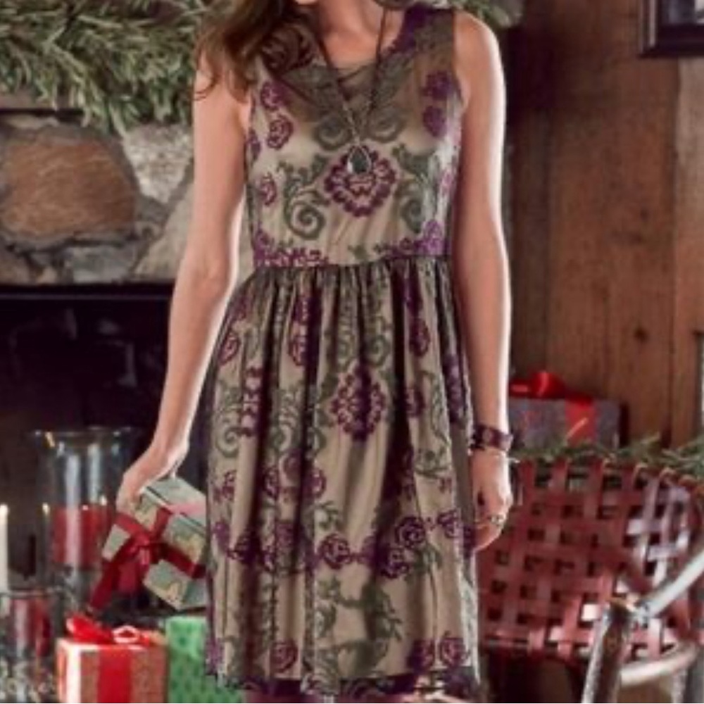 Sundance Dress, Size 4, Fully Lined, beautiful colors